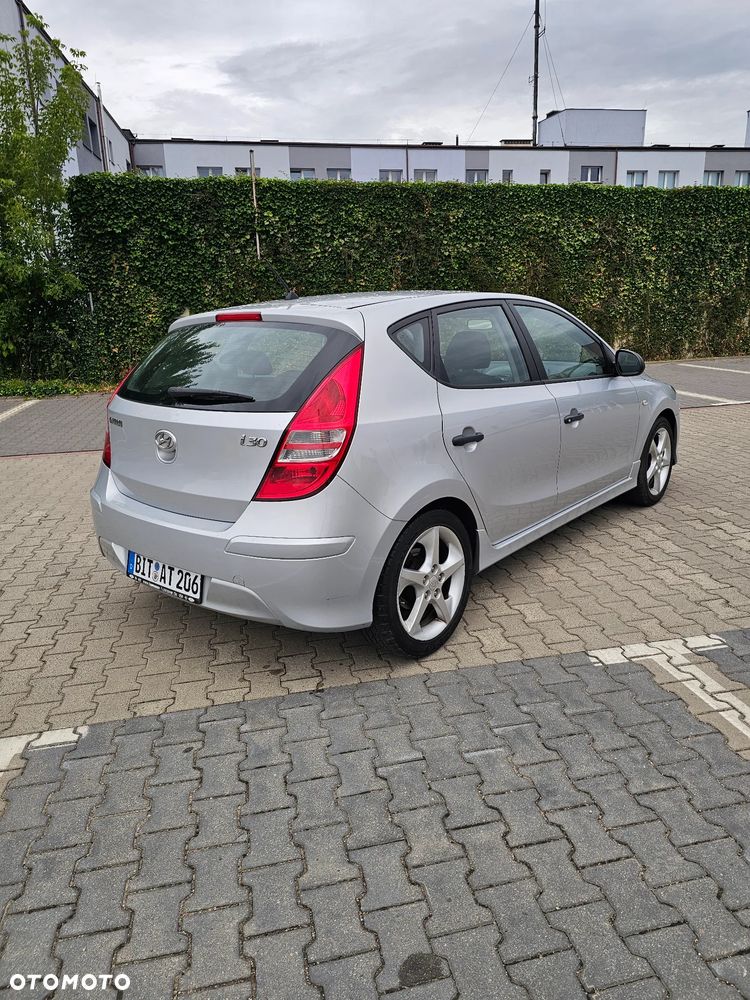 Hyundai i30 1.4 Edition 20 - 8