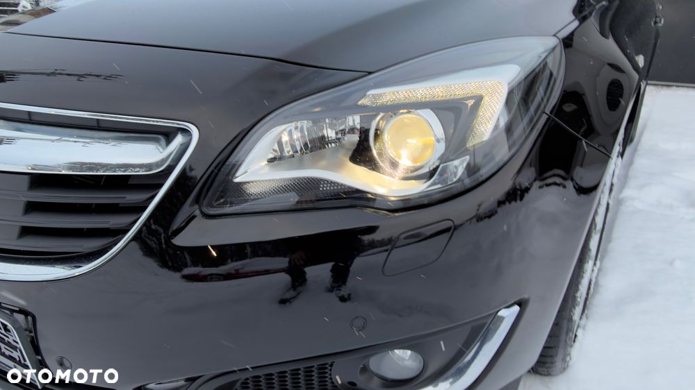Opel Insignia 2.0 T Cosmo - 14