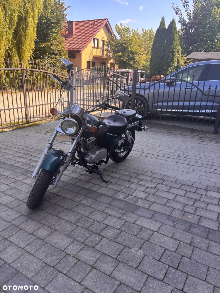 Suzuki Marauder - 2