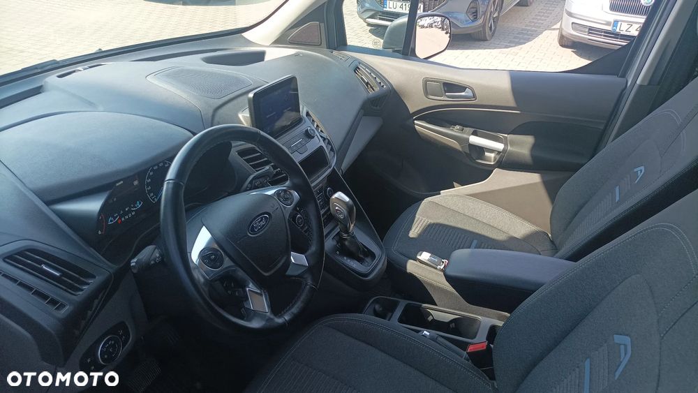 Ford Transit Connect - 11