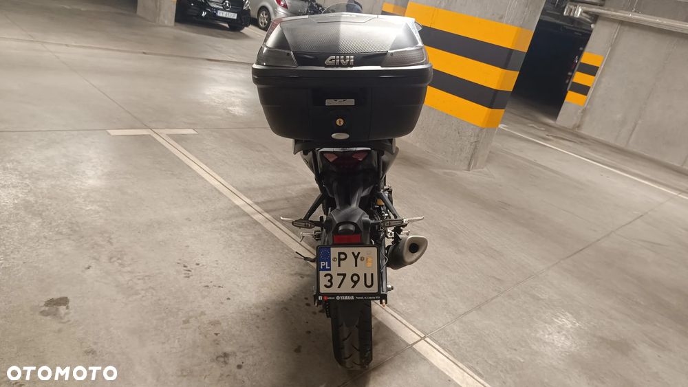 Yamaha MT - 6