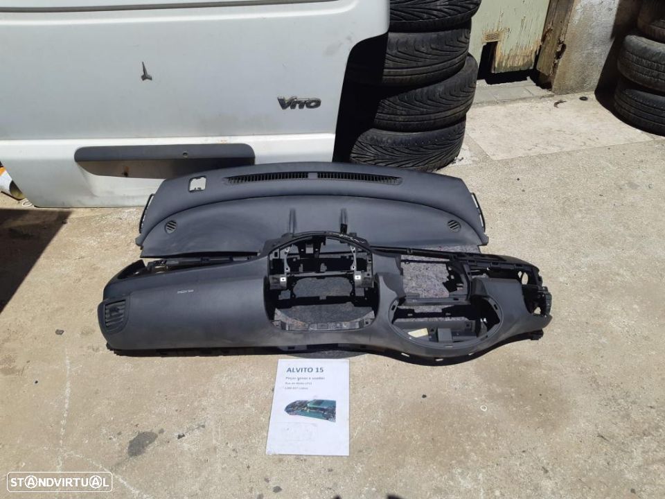 tablier Nissan Micra 2008 - 1