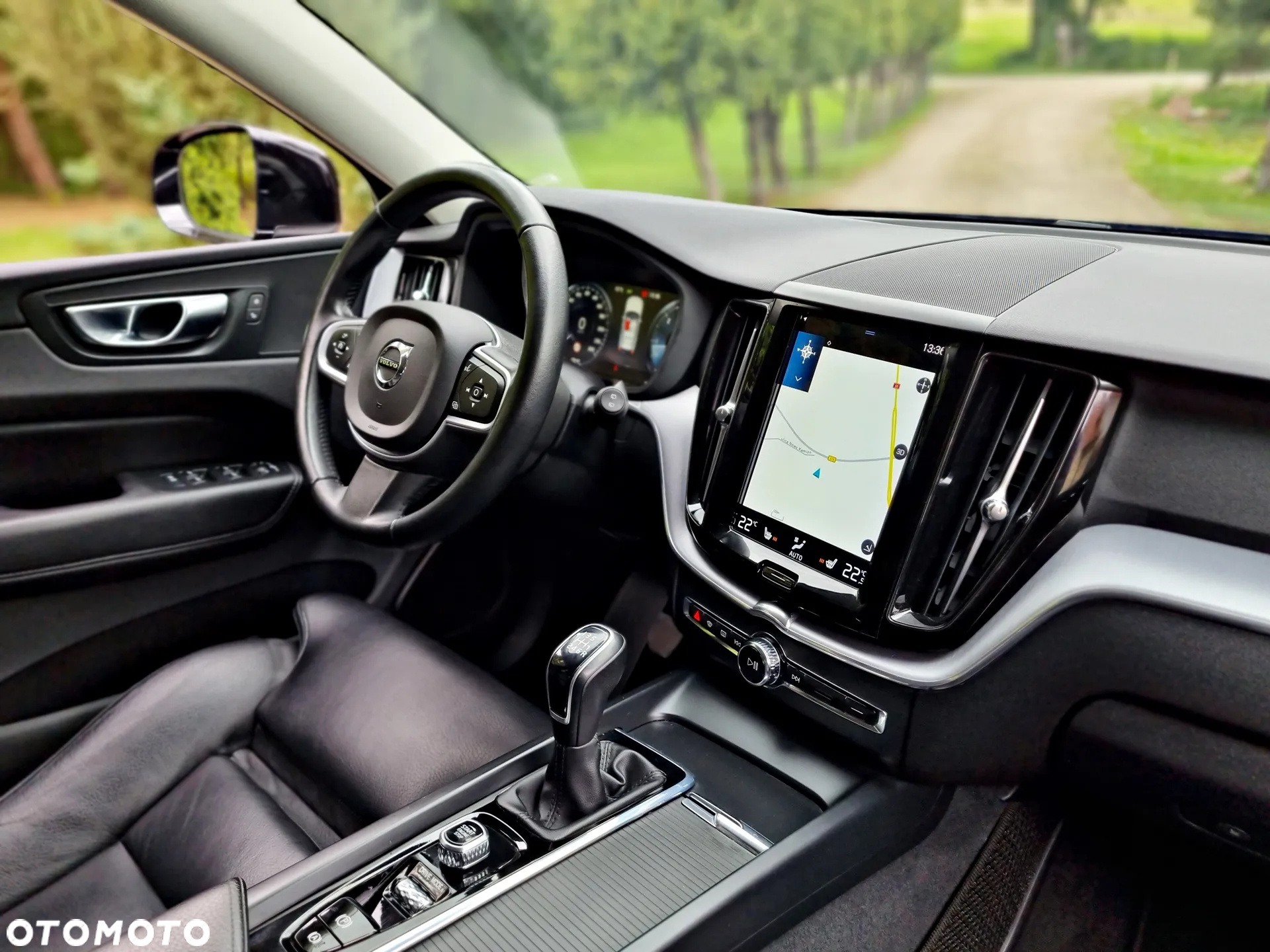 Volvo XC 60 D3 Momentum Pro - 32