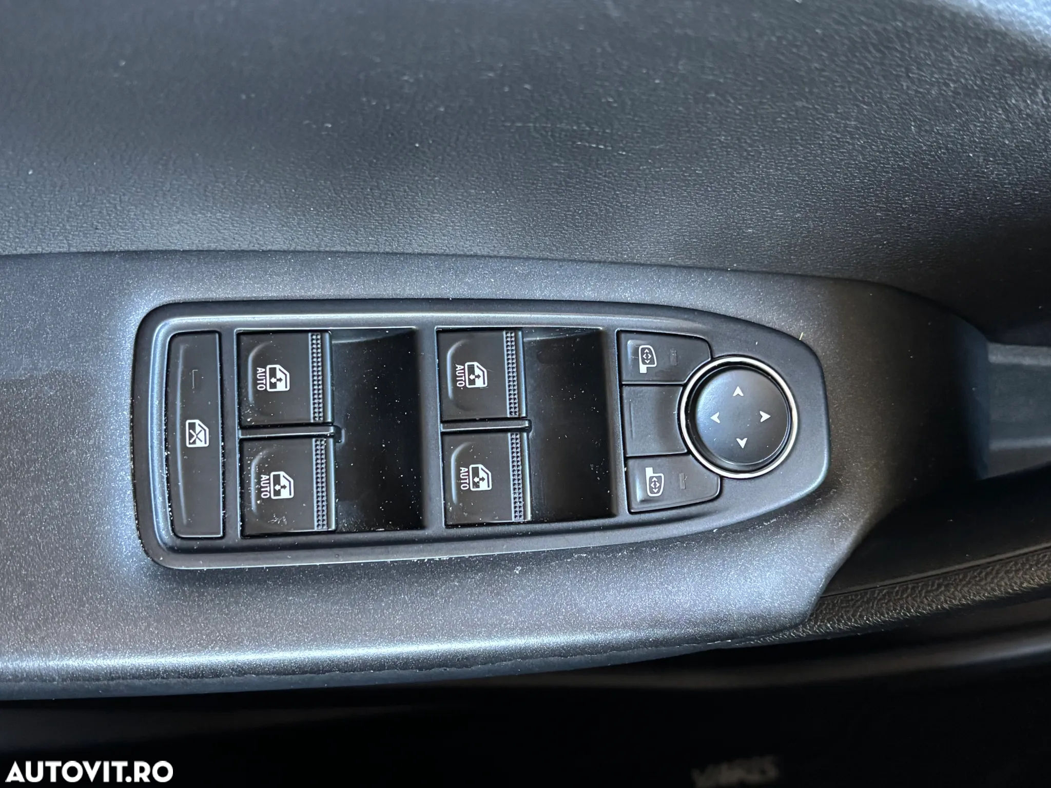 Renault Captur TCe 100 Zen - 28