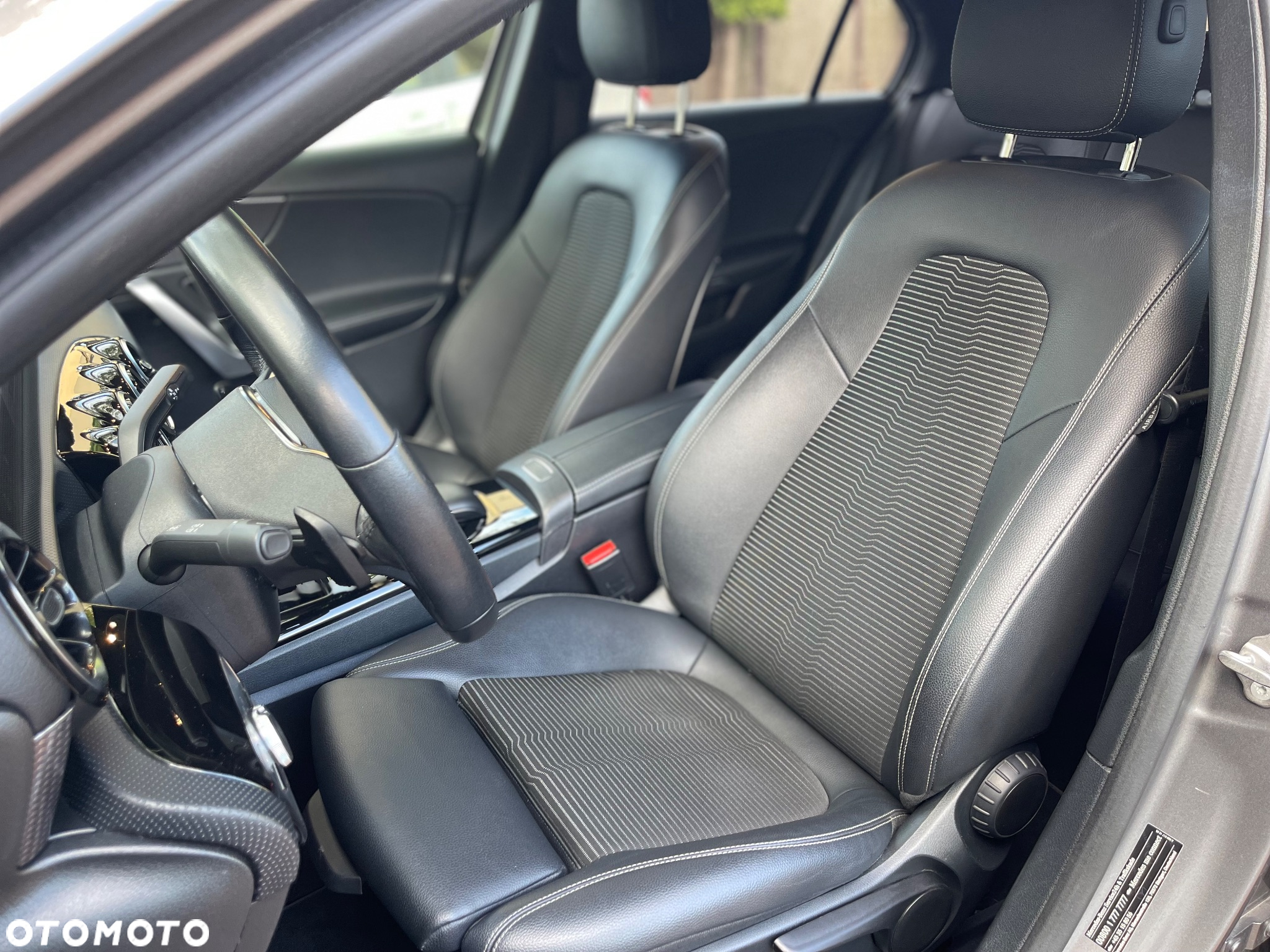 Mercedes-Benz Klasa A 200 AMG Line 7G-DCT - 17