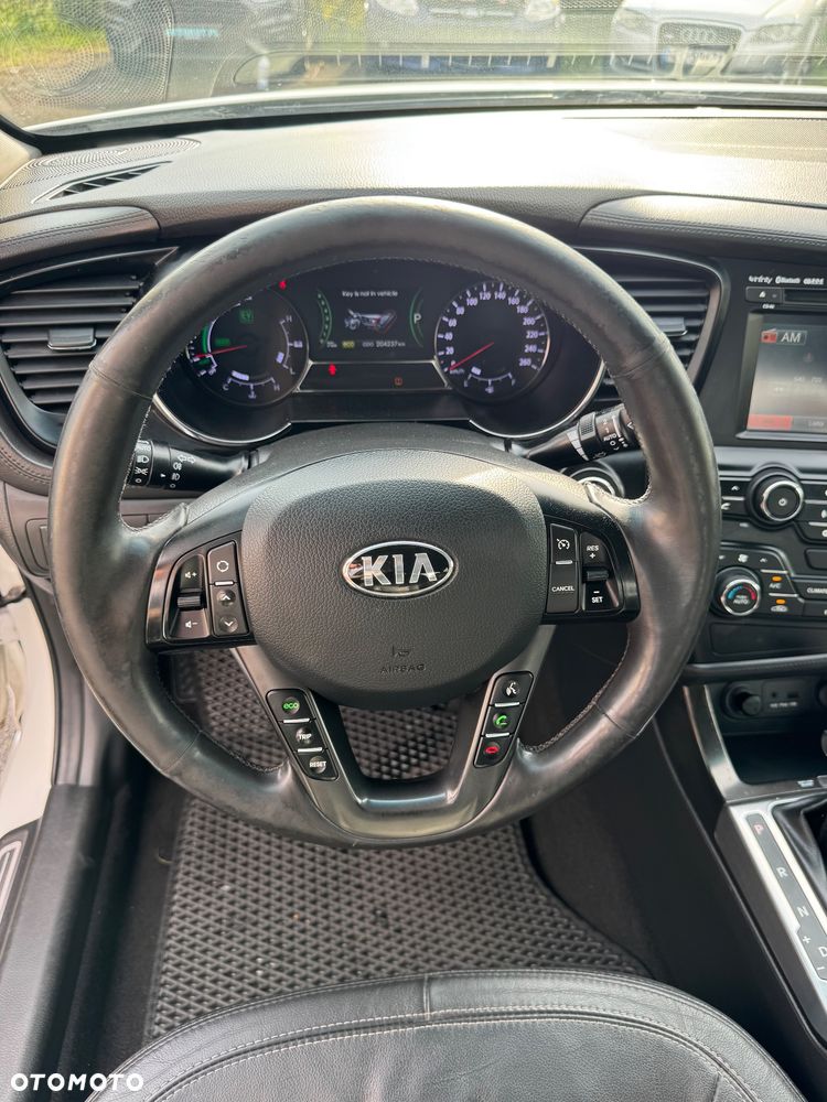 Kia Optima 2.0 Hybrid L - 26