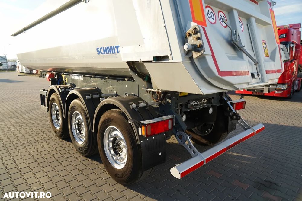 Schmitz Cargobull / BASCĂLĂTOR / 26 m3 / HIDROCLAPEATĂ / AXĂ RIDICABILĂ / - 11