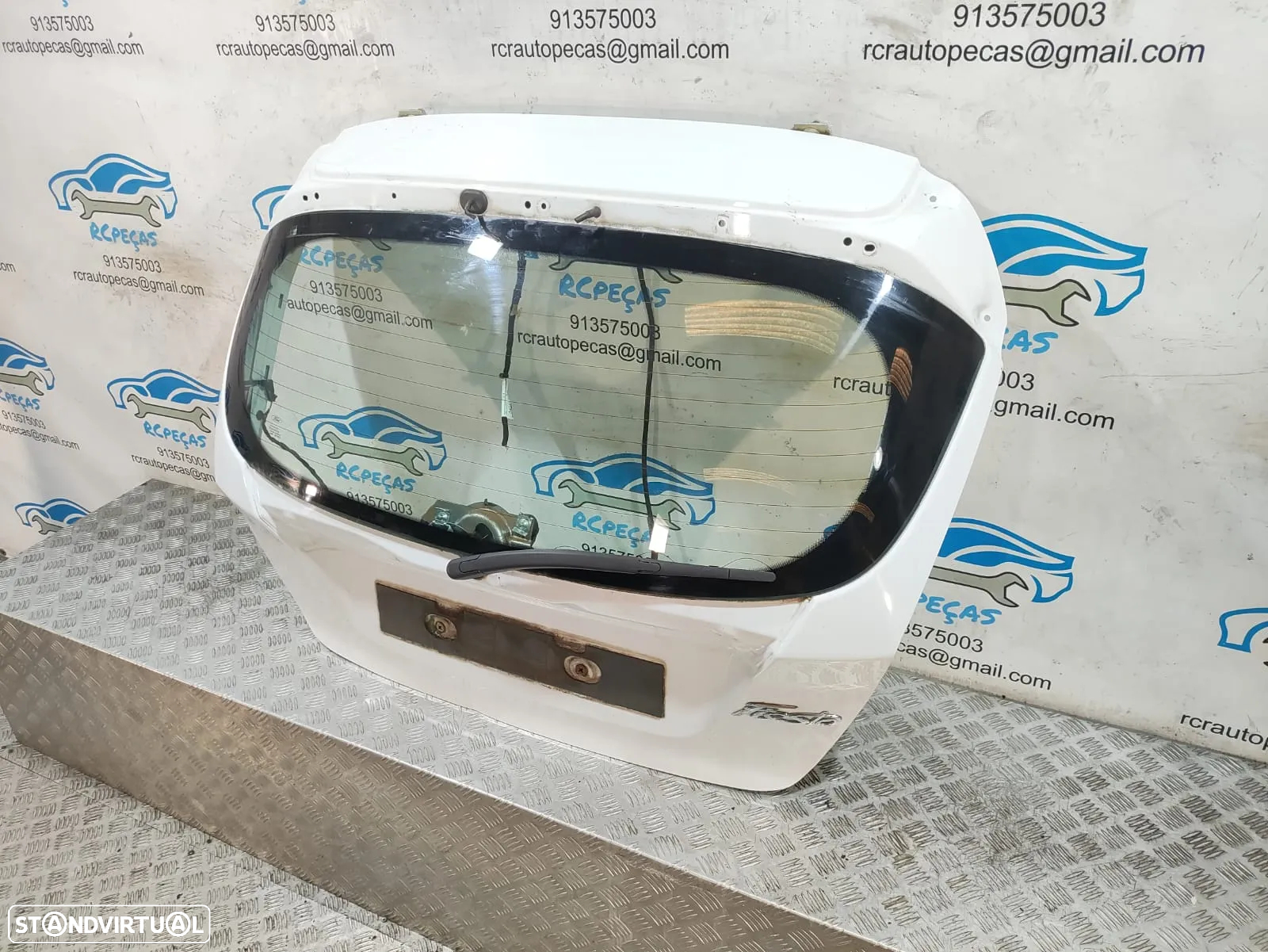 Porta / Tampa da Mala Ford Fiesta VI 6 MK6 em Branco / Branca - 6