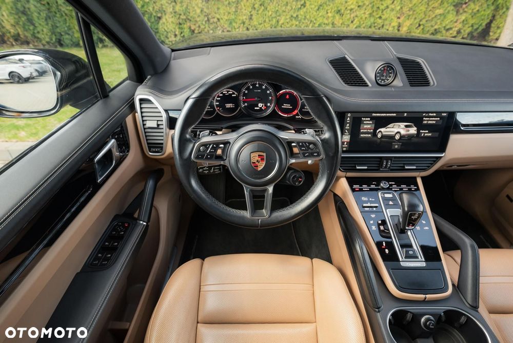 Porsche Cayenne S - 12