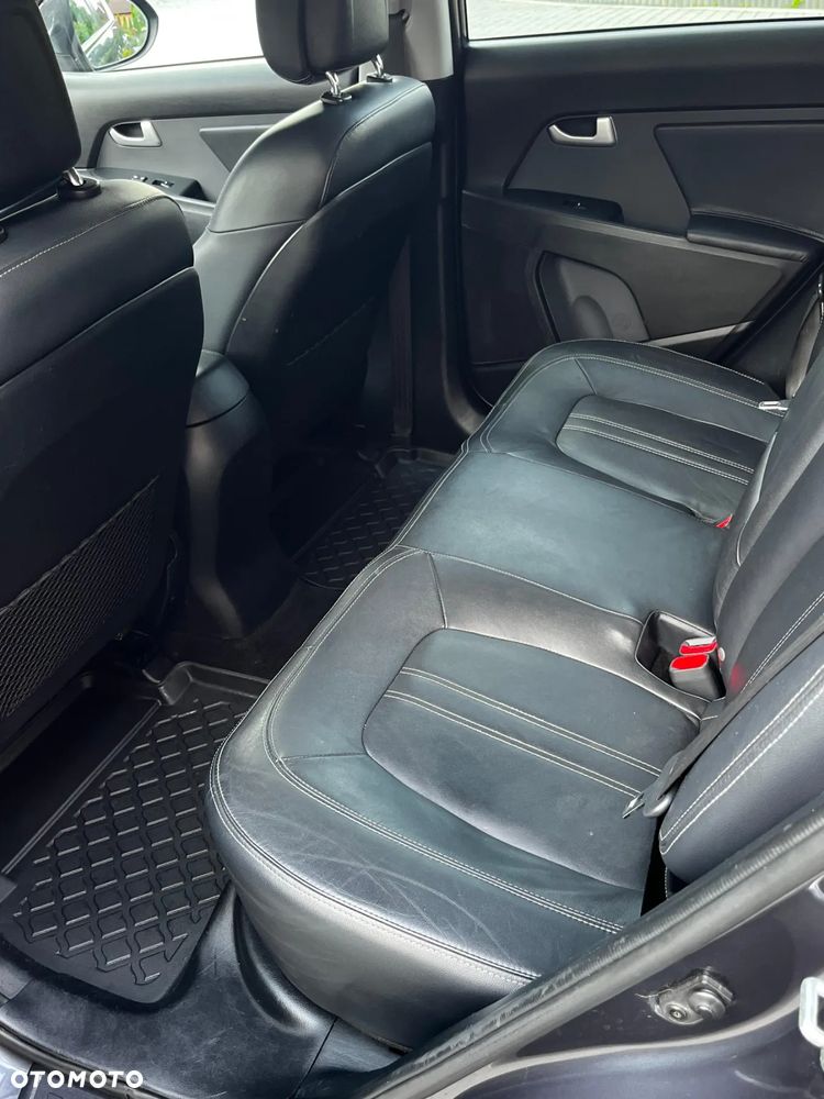 Kia Sportage 2.0 CRDI L AWD - 8