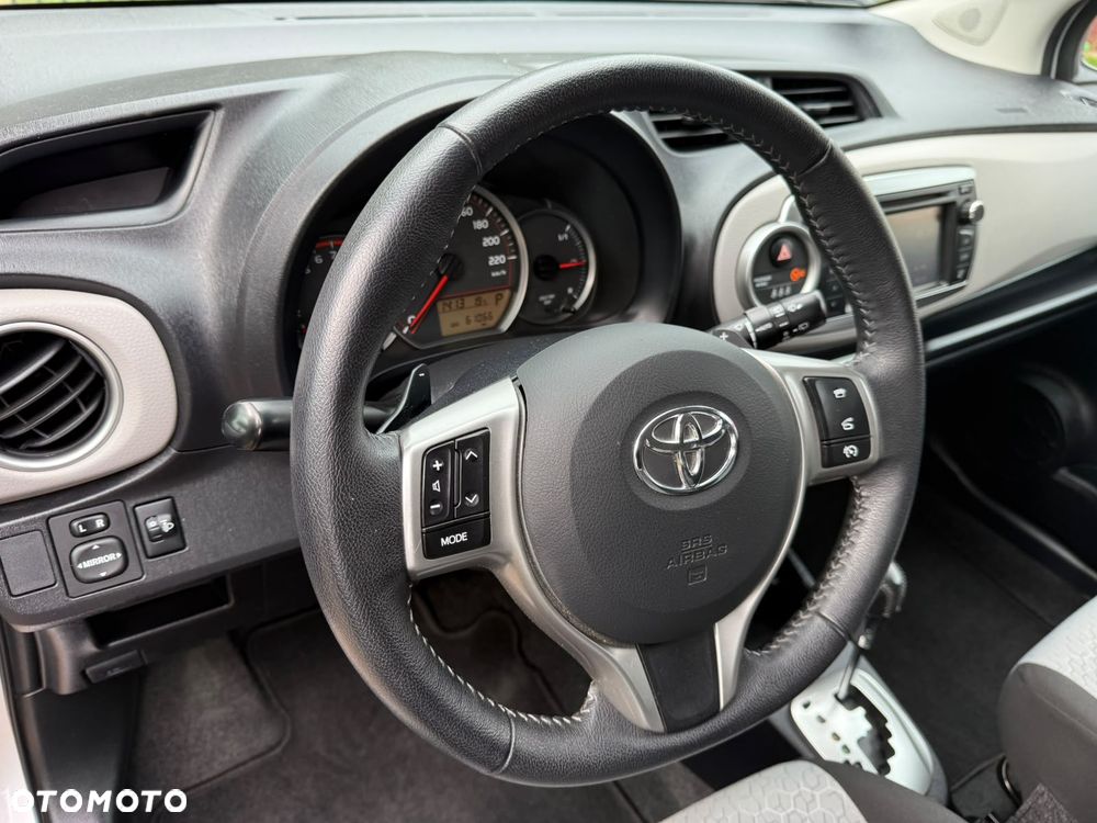Toyota Yaris 1.33 VVT-i Multidrive S Executive - 13