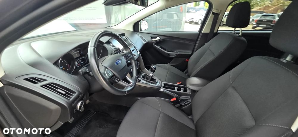 Ford Focus 1.5 TDCi DPF Start-Stopp-System Titanium - 32