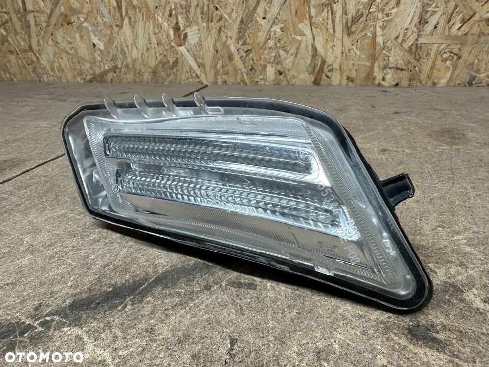 VOLVO XC60 HALOGEN LEWY 89068027-F - 3