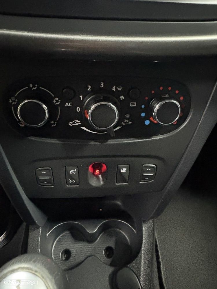 Dacia Sandero 0.9 TCe Stepway - 14