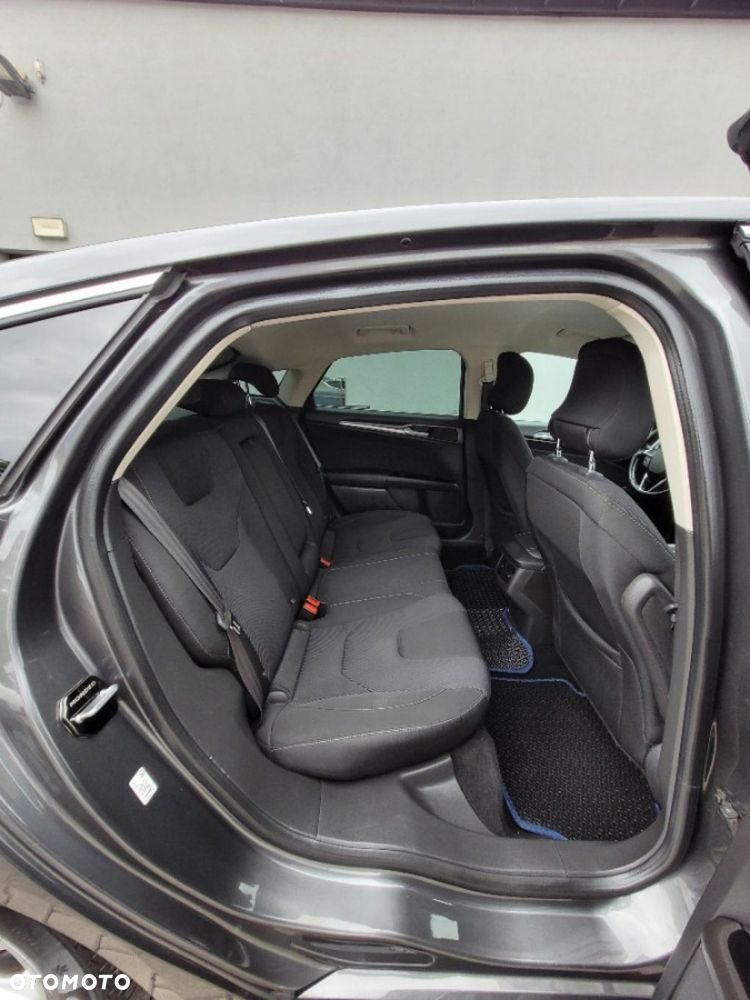 Ford Mondeo 2.0 TDCi Titanium - 17