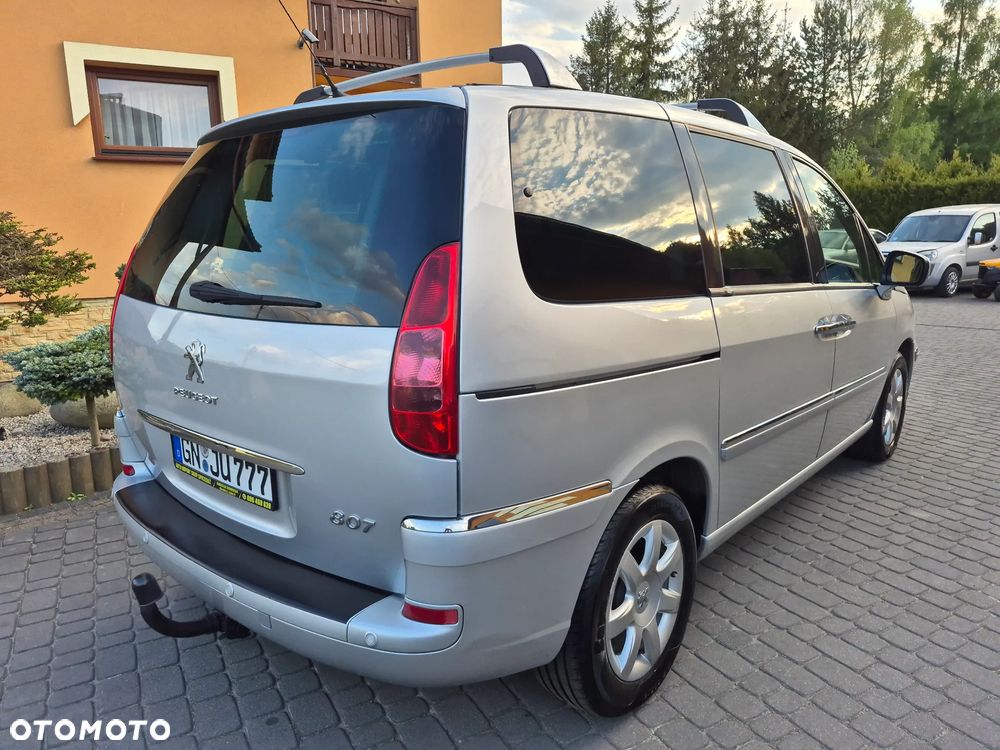 Peugeot 807 HDi 135 Active - 7