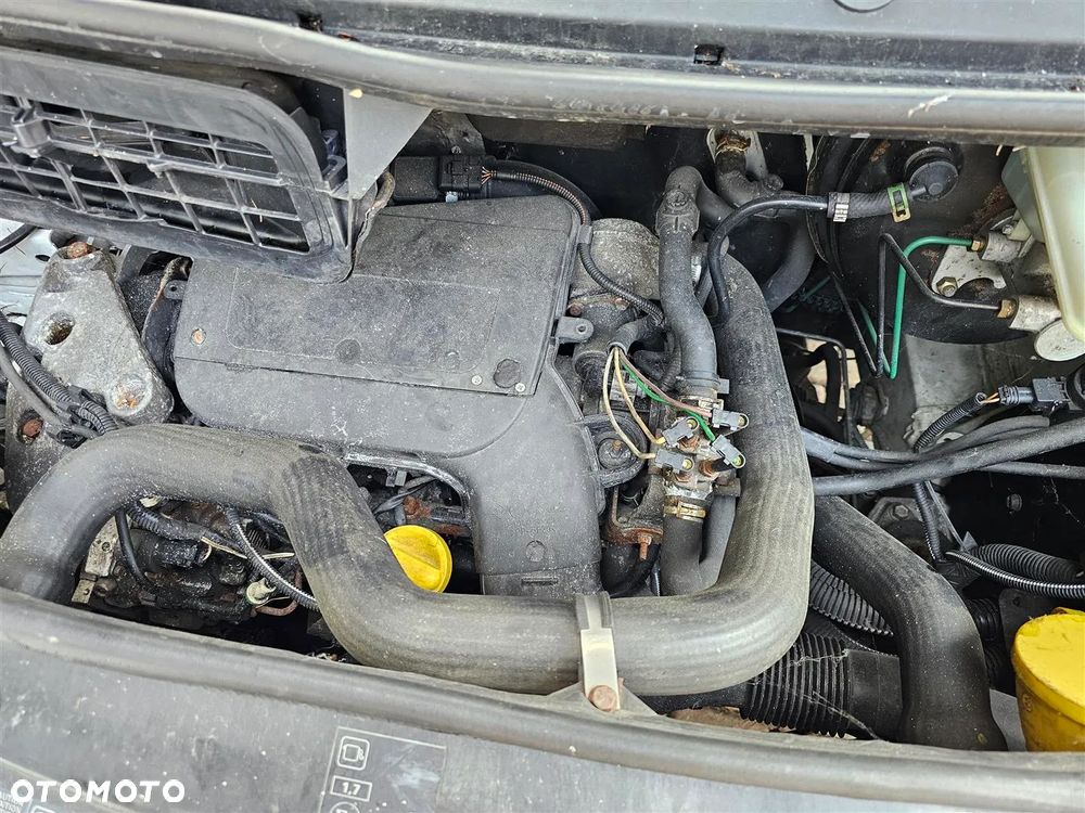 Opel Vivaro - 24