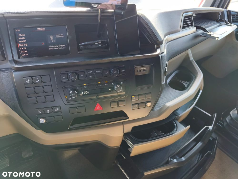 MAN TGX - 8