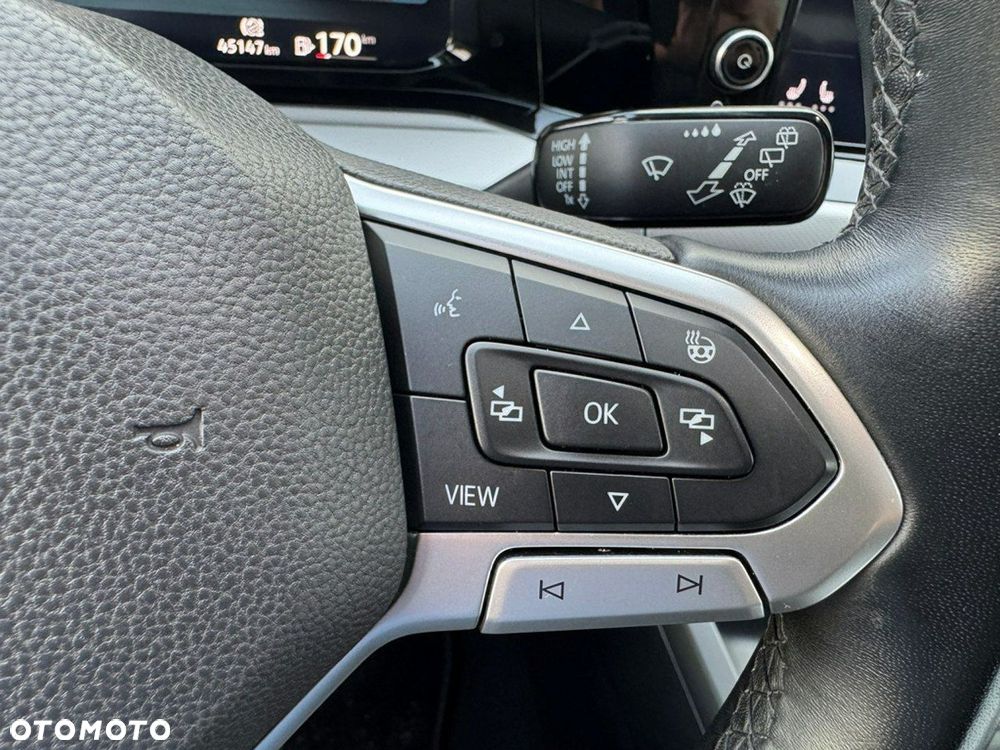 Volkswagen Golf - 18