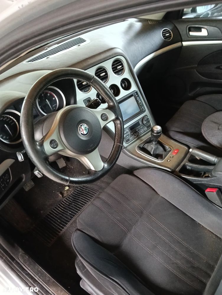 Alfa Romeo 159 1.9 Multijet Impression - 4