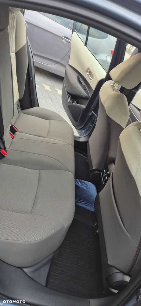 Toyota Corolla 1.6 Comfort - 14