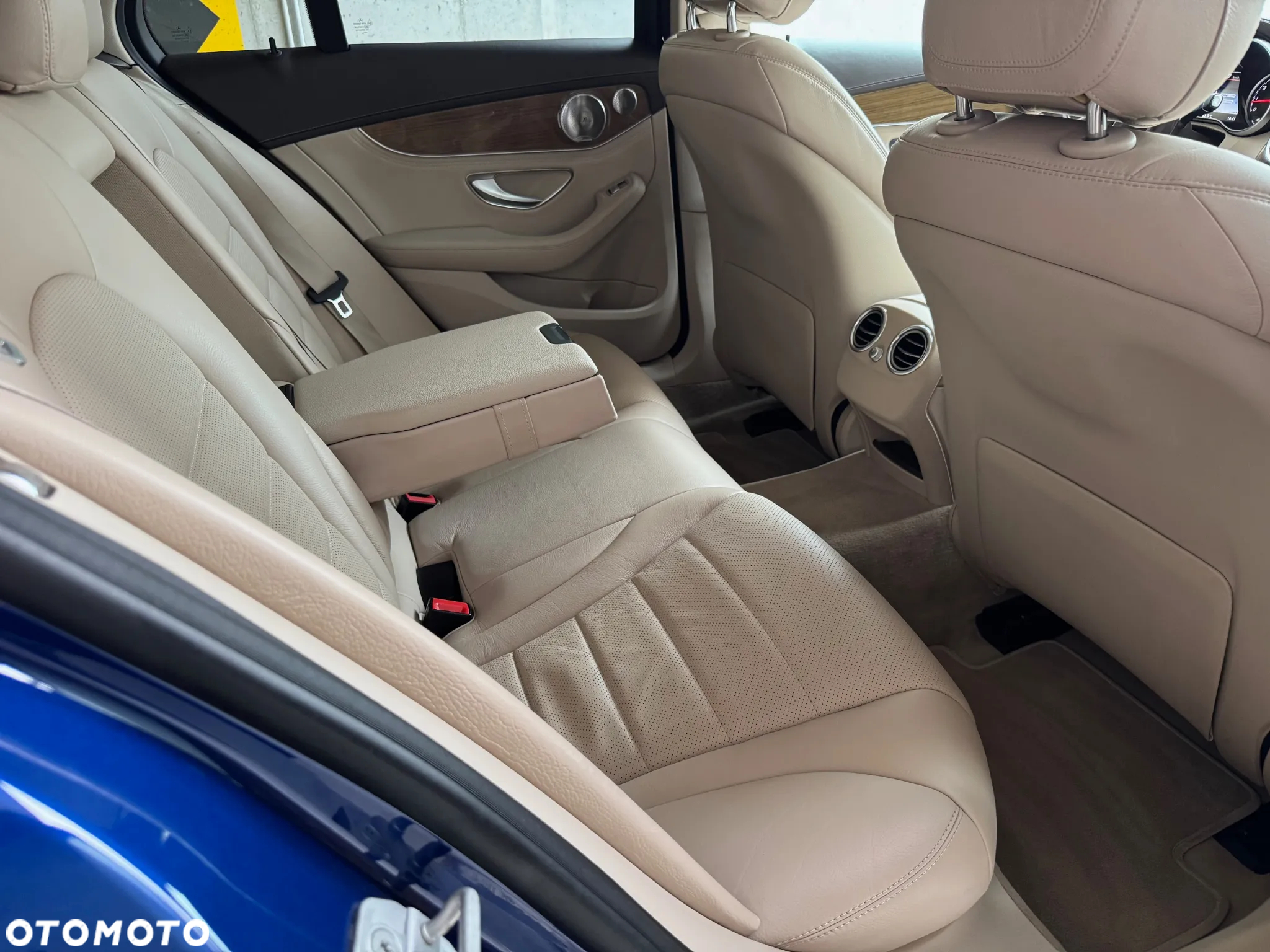 Mercedes-Benz Klasa C 250 7G-TRONIC - 19