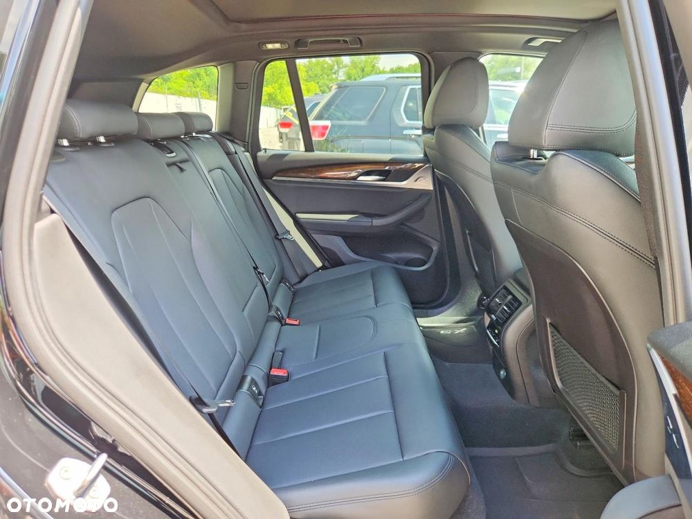 BMW X3 xDrive30i GPF xLine sport - 10