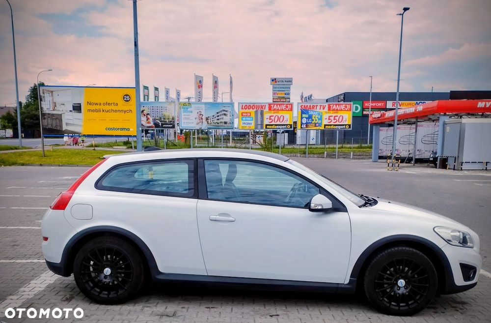 Volvo C30 D2 DRIVe Momentum - 11