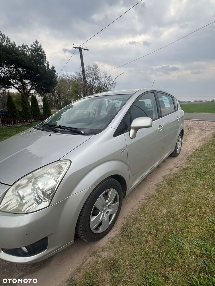 Toyota Corolla Verso 1.8 Sol 7os - 23