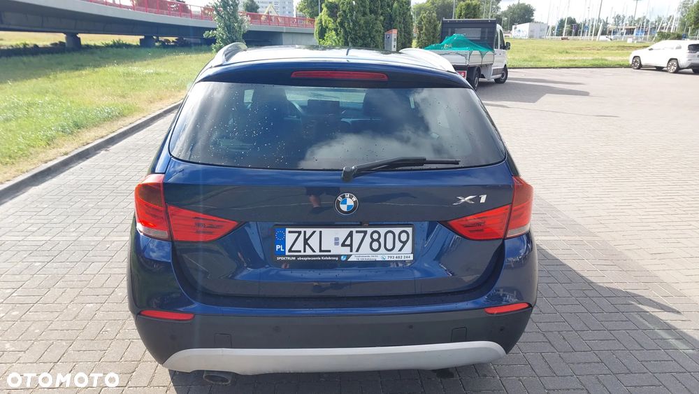BMW X1 xDrive18d xLine - 15