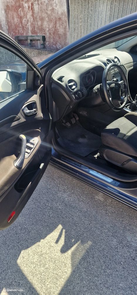 Ford Mondeo SW 2.0 TDCi Titanium - 11