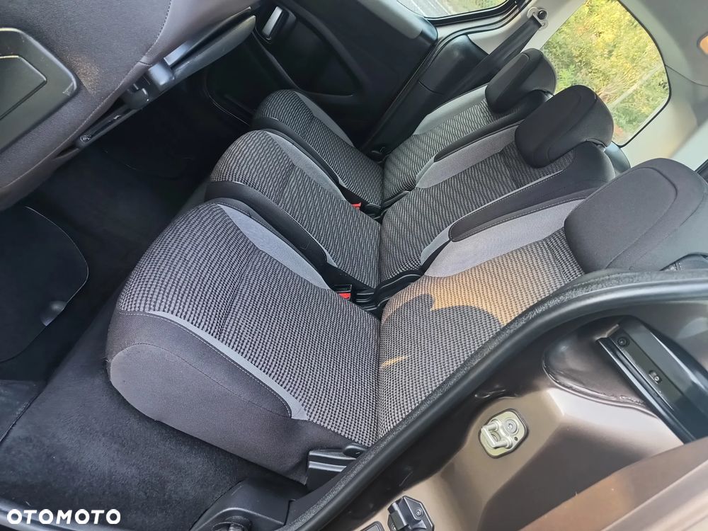 Peugeot Partner HDi FAP 110 Outdoor - 9