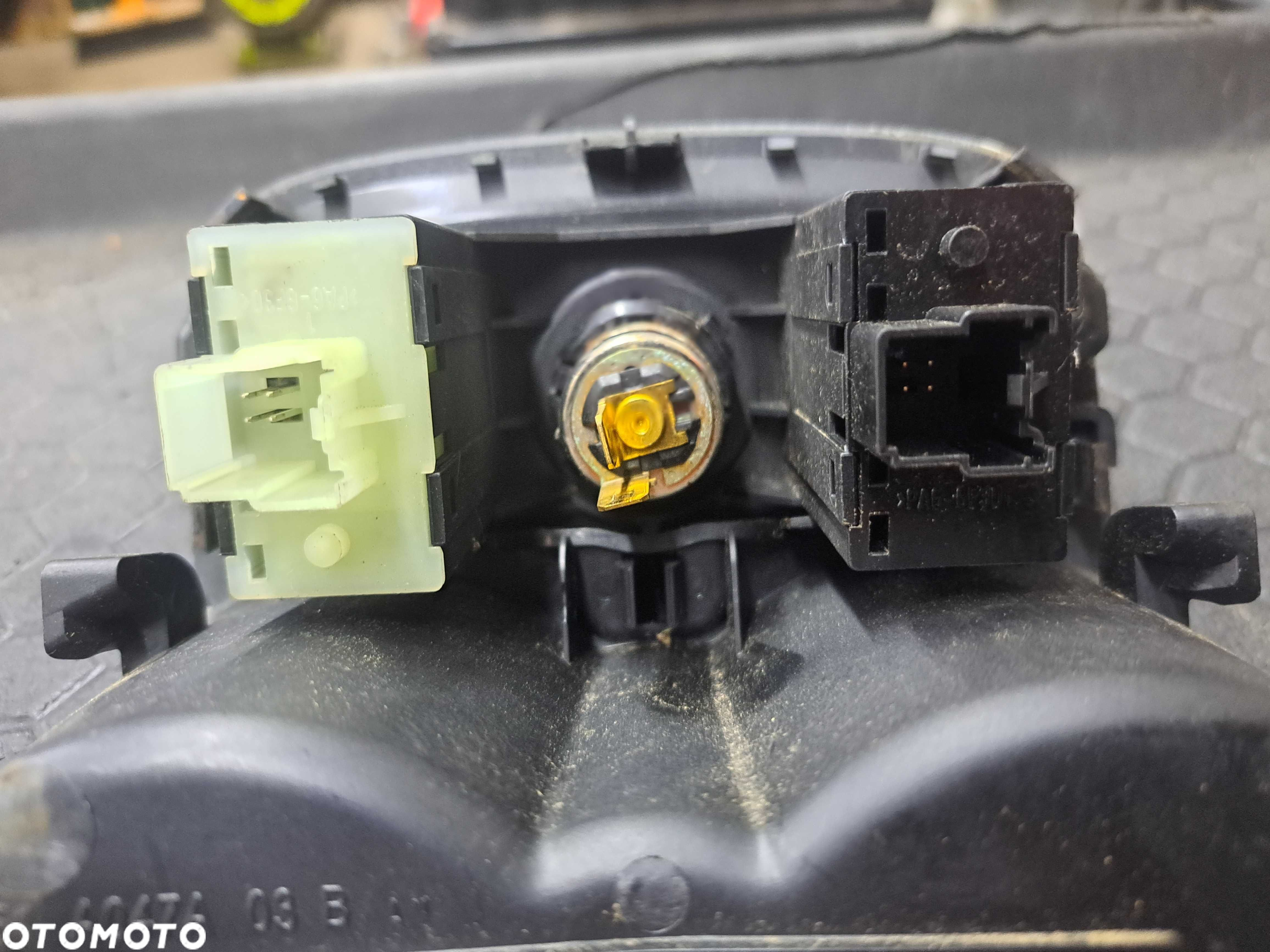 Przełącznik grzania foteli Ford Focus Mk3 BM51-A047A03-B - 5