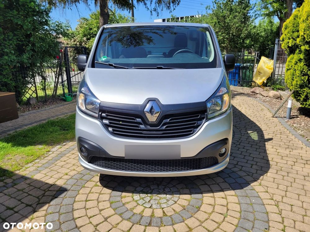 Renault Trafic - 1