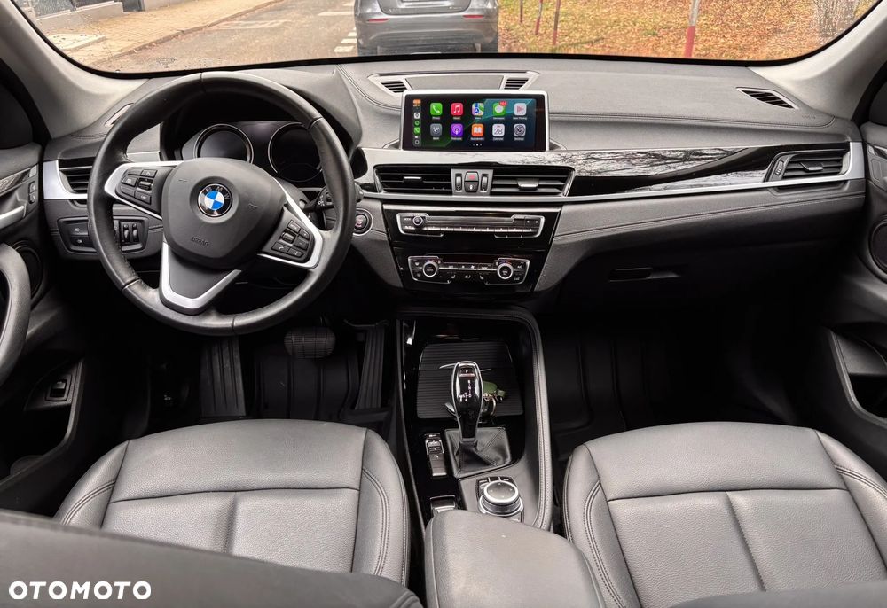 BMW X1 sDrive18i xLine - 13