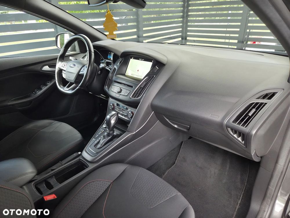 Ford Focus - 16