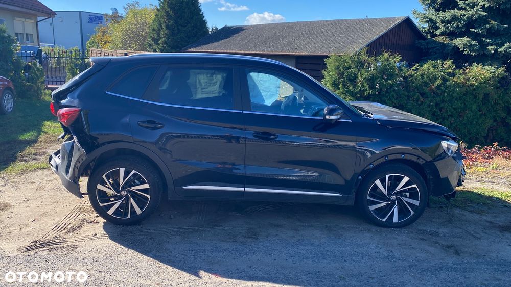 MG ZS Hybrid+ - 16