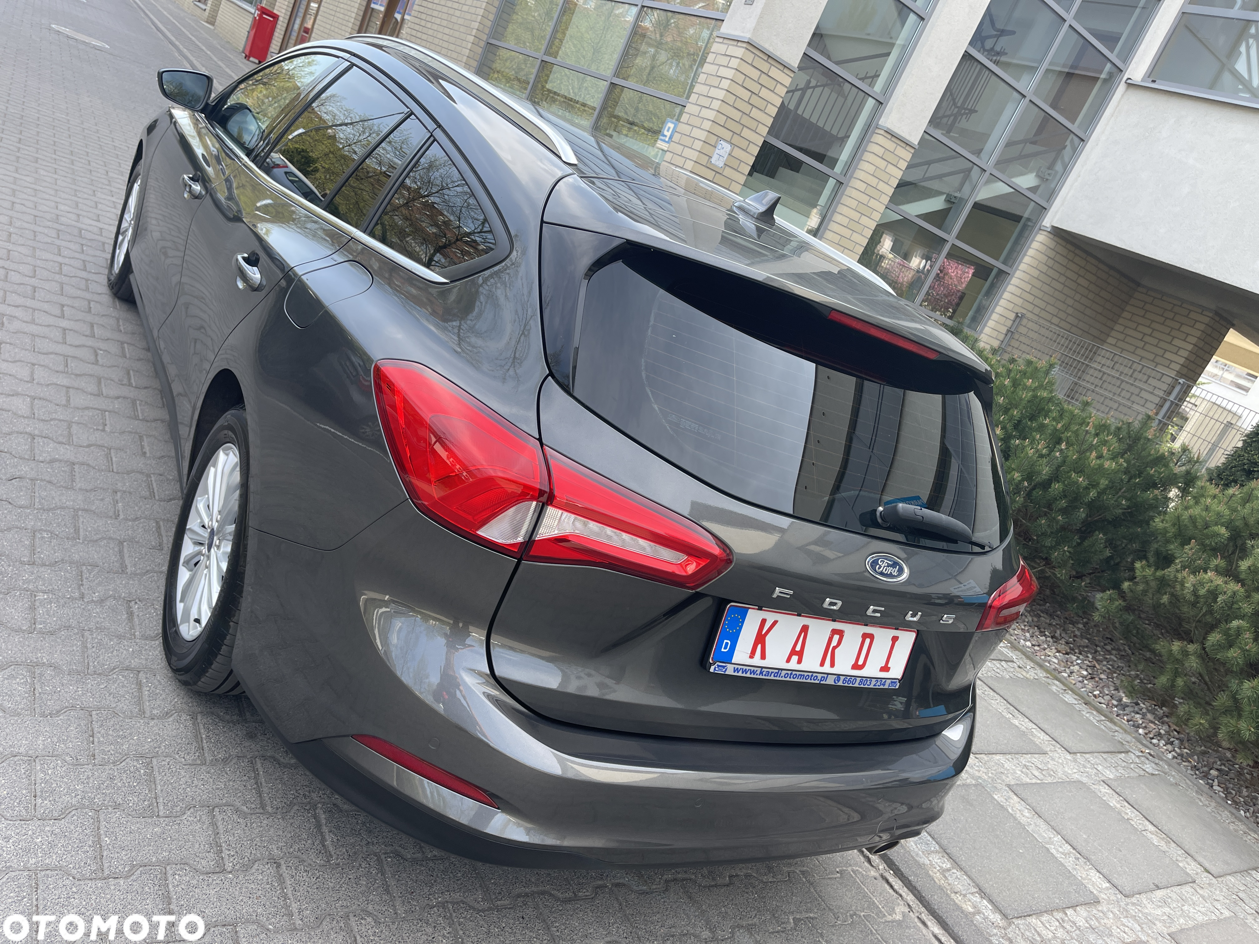 Ford Focus - 10
