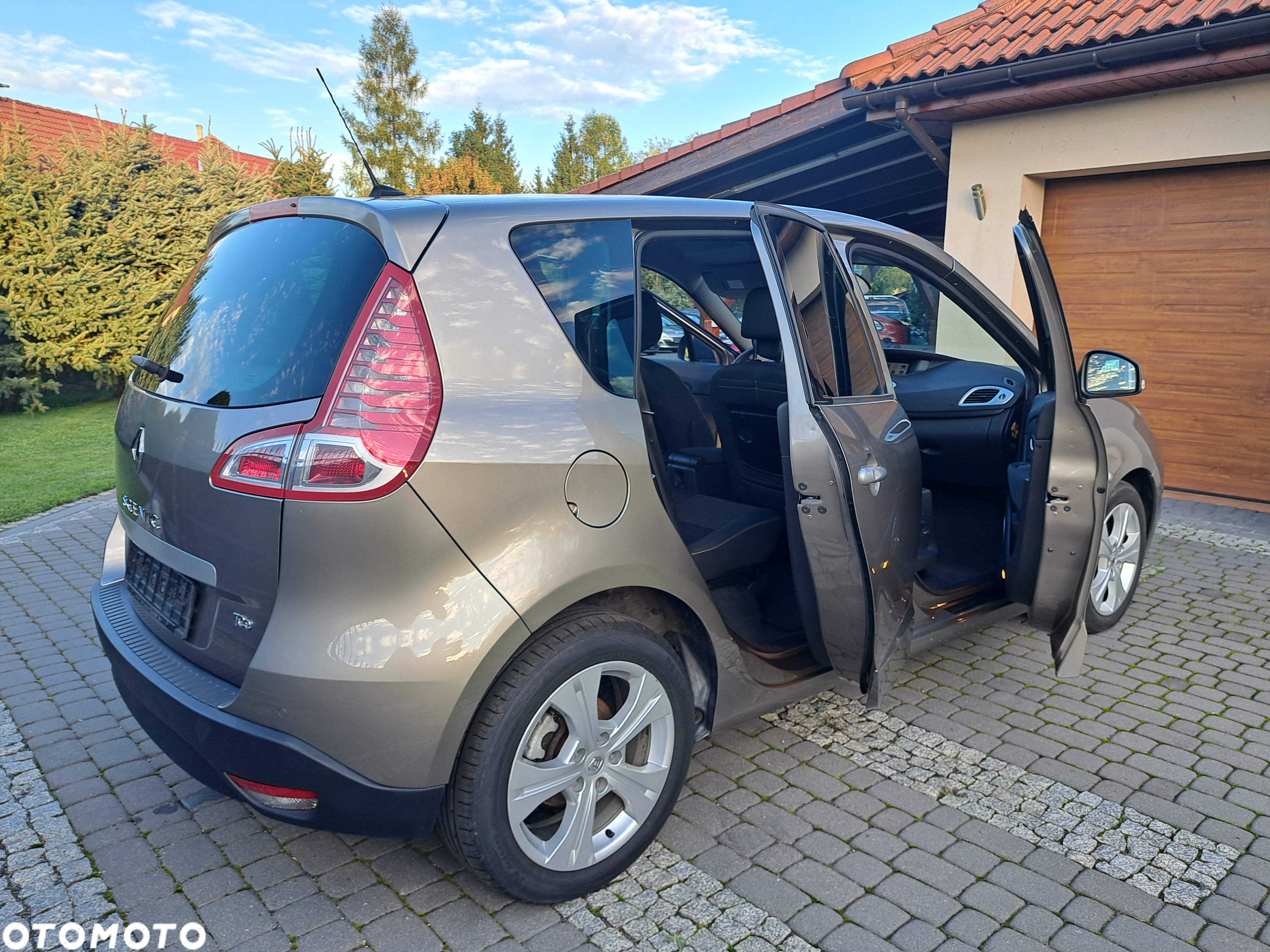Renault Scenic 1.4 16V TCE TomTom Edition - 23