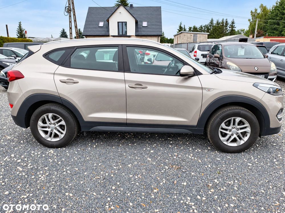 Hyundai Tucson blue 1.6 GDi 2WD Navi - 6