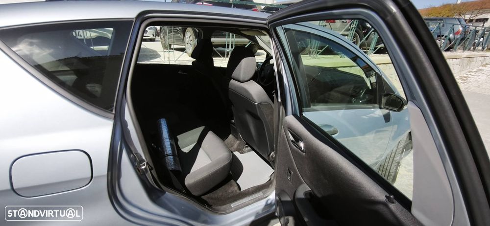 Mercedes-Benz A 180 CDI Classic Automatic - 14