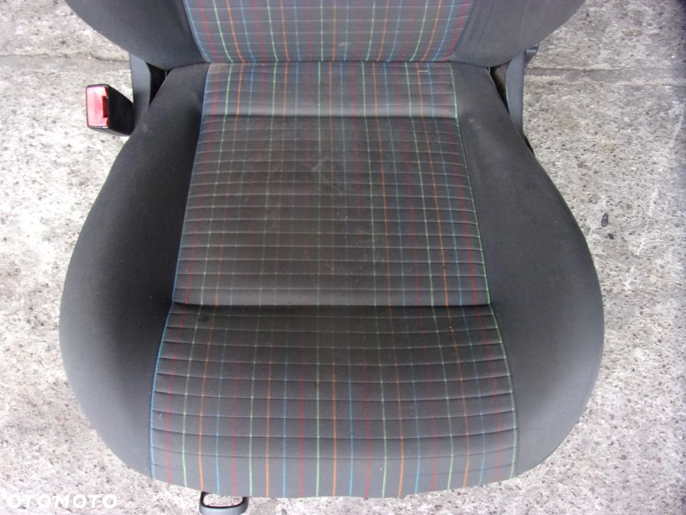 Fotel przedni przód lewy prawy VW Polo 9N FL 3D - 5