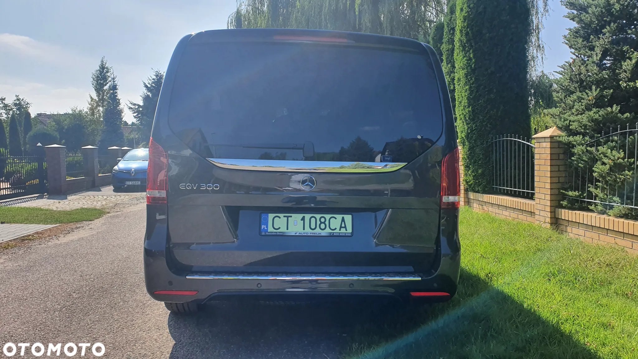 Mercedes-Benz EQV - 8