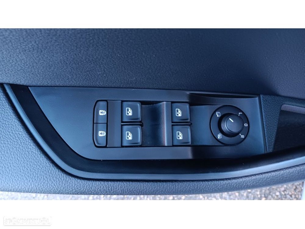 Skoda Superb Break 2.0 TDI Ambition DSG - 9