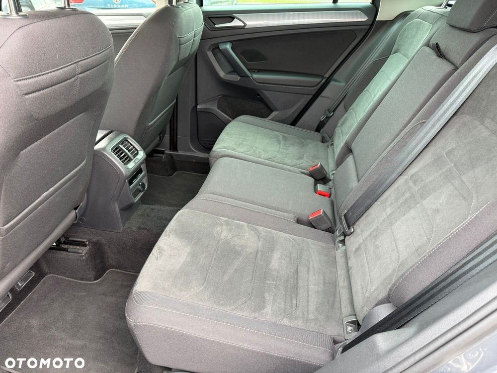 Volkswagen Tiguan 2.0 TDI SCR 4Mot Life DSG - 29