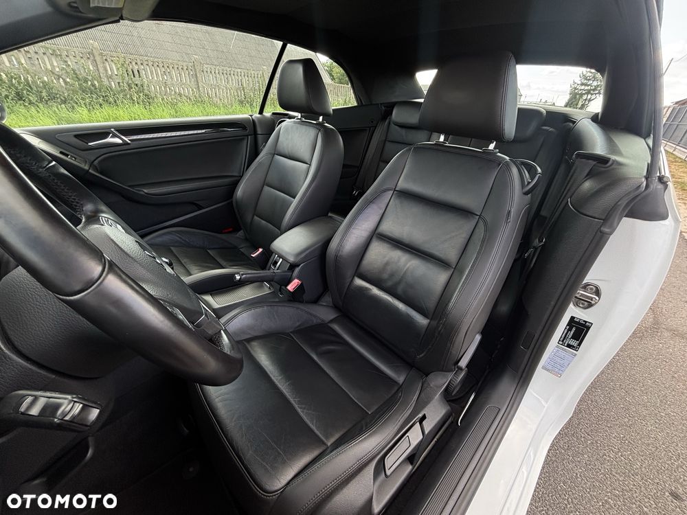 Volkswagen Golf - 6