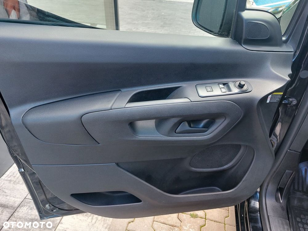 Toyota Proace City - 13