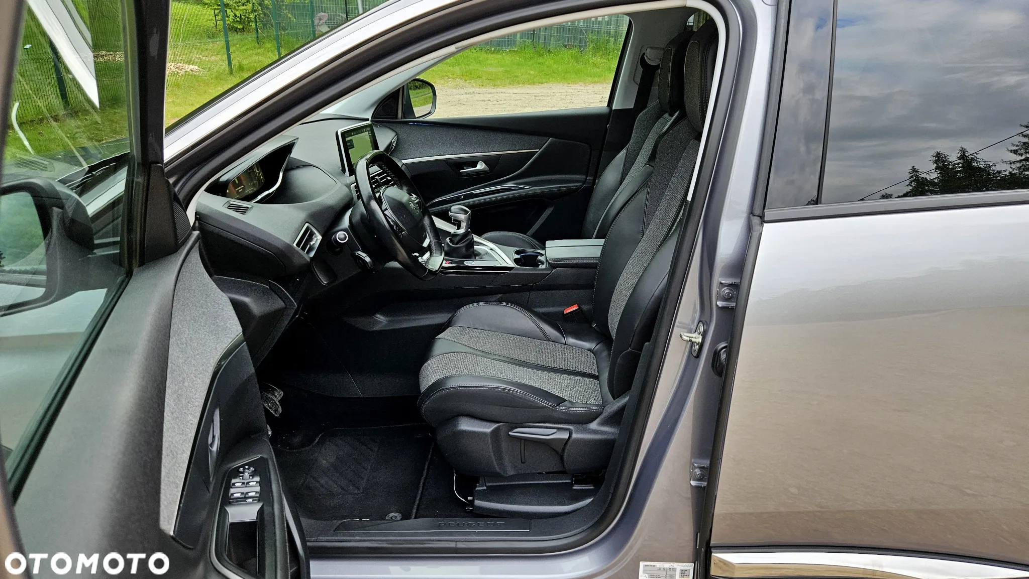 Peugeot 3008 1.2 PureTech GT S&S - 21