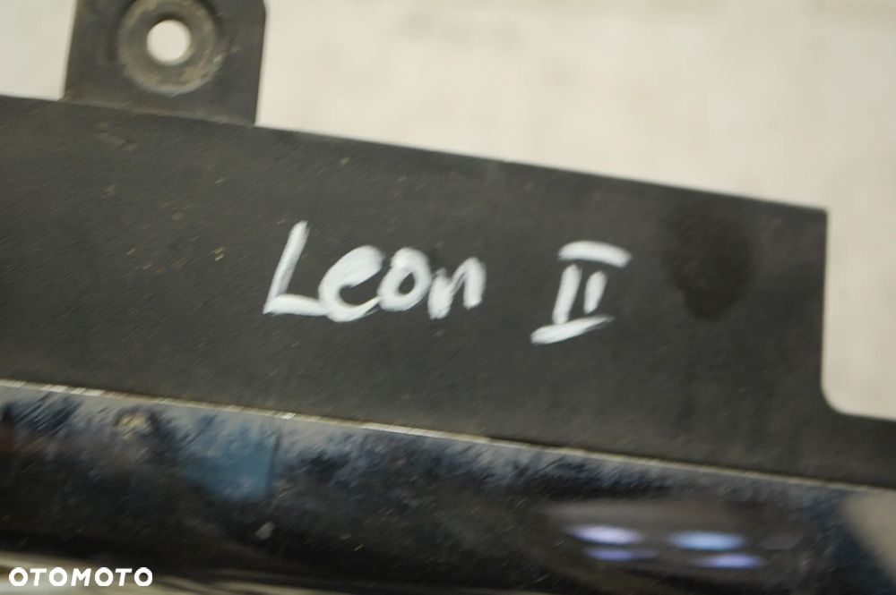 GRILL ATRAPA CHŁODNICY SEAT LEON II ALTEA TOLEDO III - 5