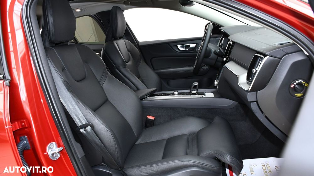Volvo S60 B5 B AWD Ultimate Dark - 7
